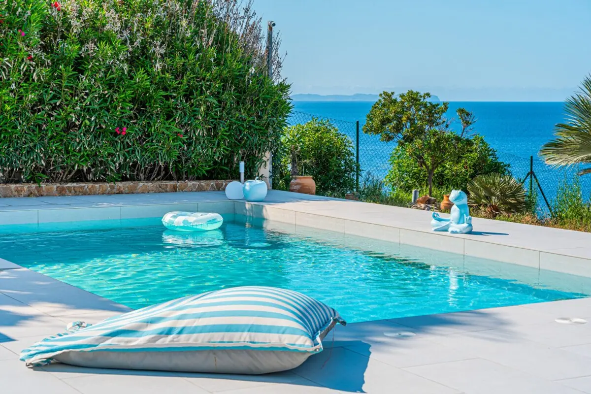 Fantastisk villa med unik havutsikt i Cala Pi - Bilde 3