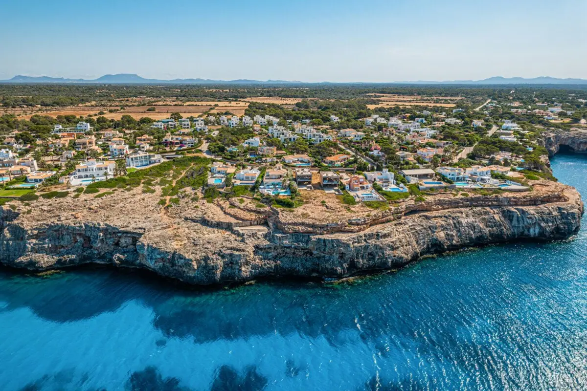 Fantastisk villa med unik havutsikt i Cala Pi - Bilde 18