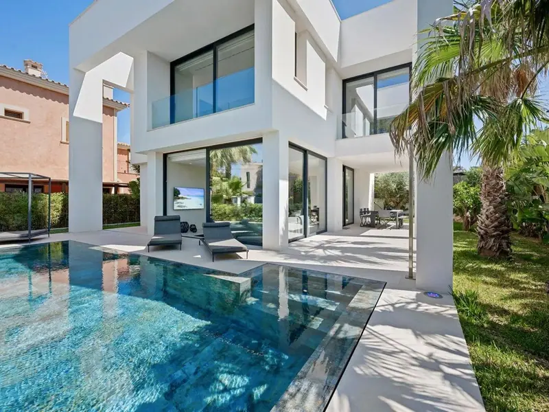 Moderne villa innen gangavstand til lystbåthavnen Port Adriano - El Toro - 3 Soverom, 315 m²