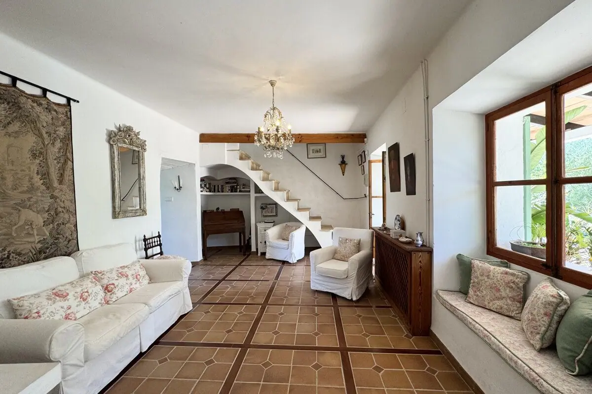 Encantadora finca de 3 dormitorios en el pintoresco pueblo de S'Arraco - Imagen 7