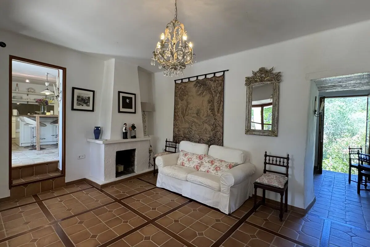 Encantadora finca de 3 dormitorios en el pintoresco pueblo de S'Arraco - Imagen 8