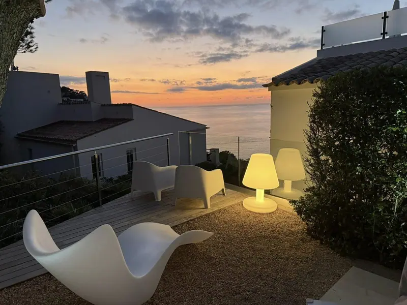 Prime Location in Port Andratx – Stylish Apartment with Garden, Chill-out Area, and Stunning Sea Views - Port d'Andratx - 2 Bedrooms, 100 m²